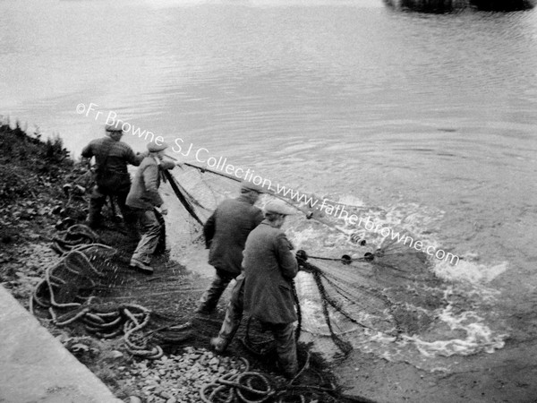 SALMON - NETTING ON THE MOY